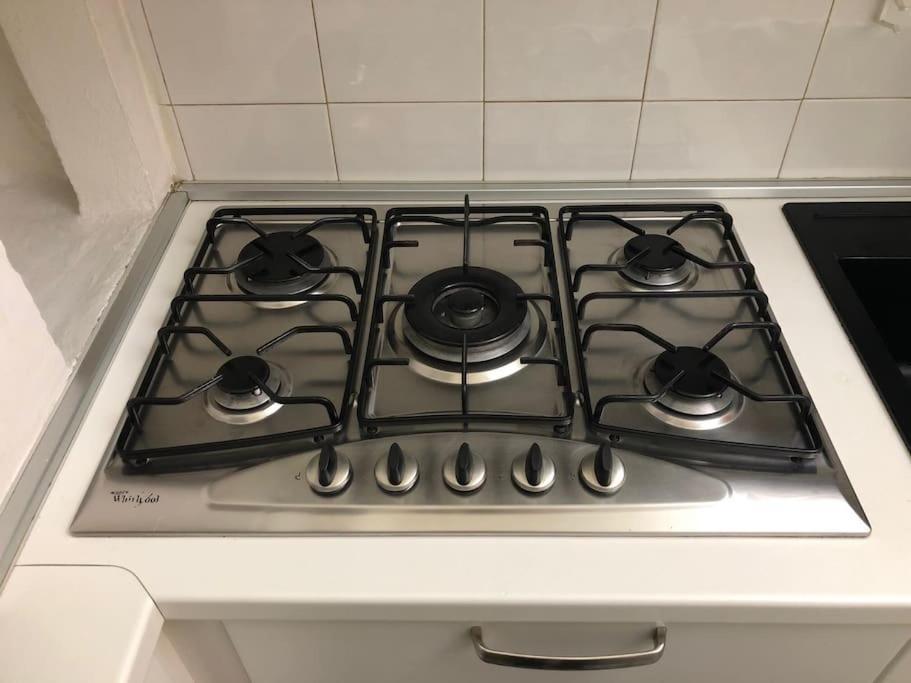 Ponte Vecchio Cozy Oltrarno Apartment فلورنس المظهر الخارجي الصورة